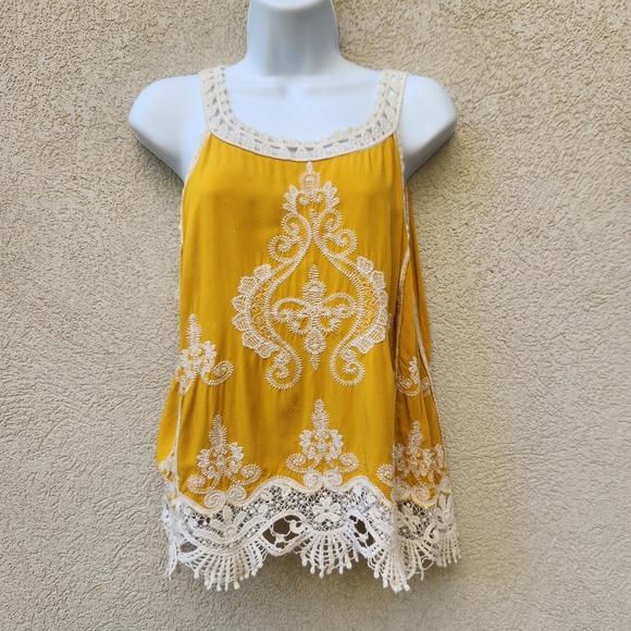 it's pink Tops - IT'S PINK Women’s Tank Top Size Large Yellow Lace Embroidery Whimsigoth Babydoll